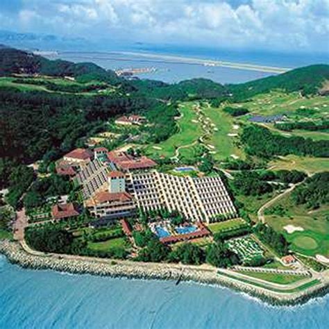 macau beach resorts.